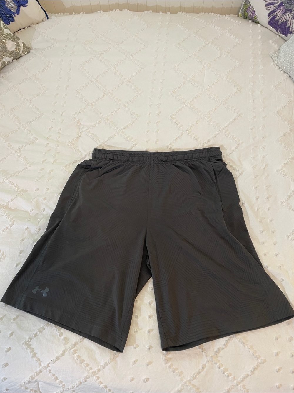 Under Armour Men's Dark Gray Athletic Shorts